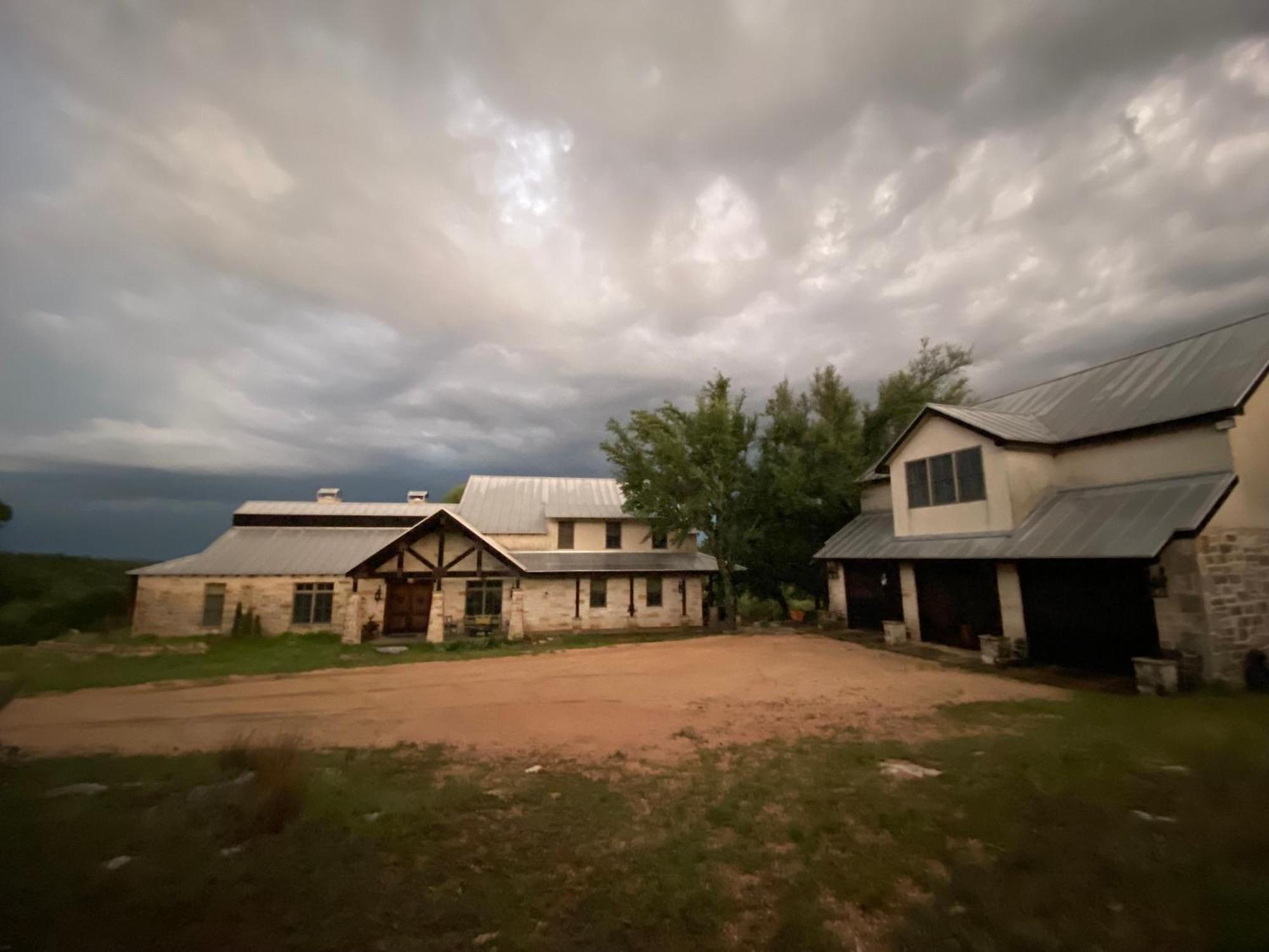 V700 Ranch Stays Marble Falls Exteriér fotografie